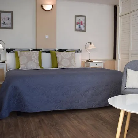 Guest house Elbrs *